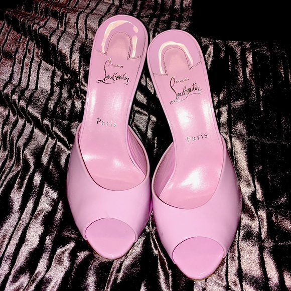 Christian Louboutin size 39 1/2 - Picture 1 of 3